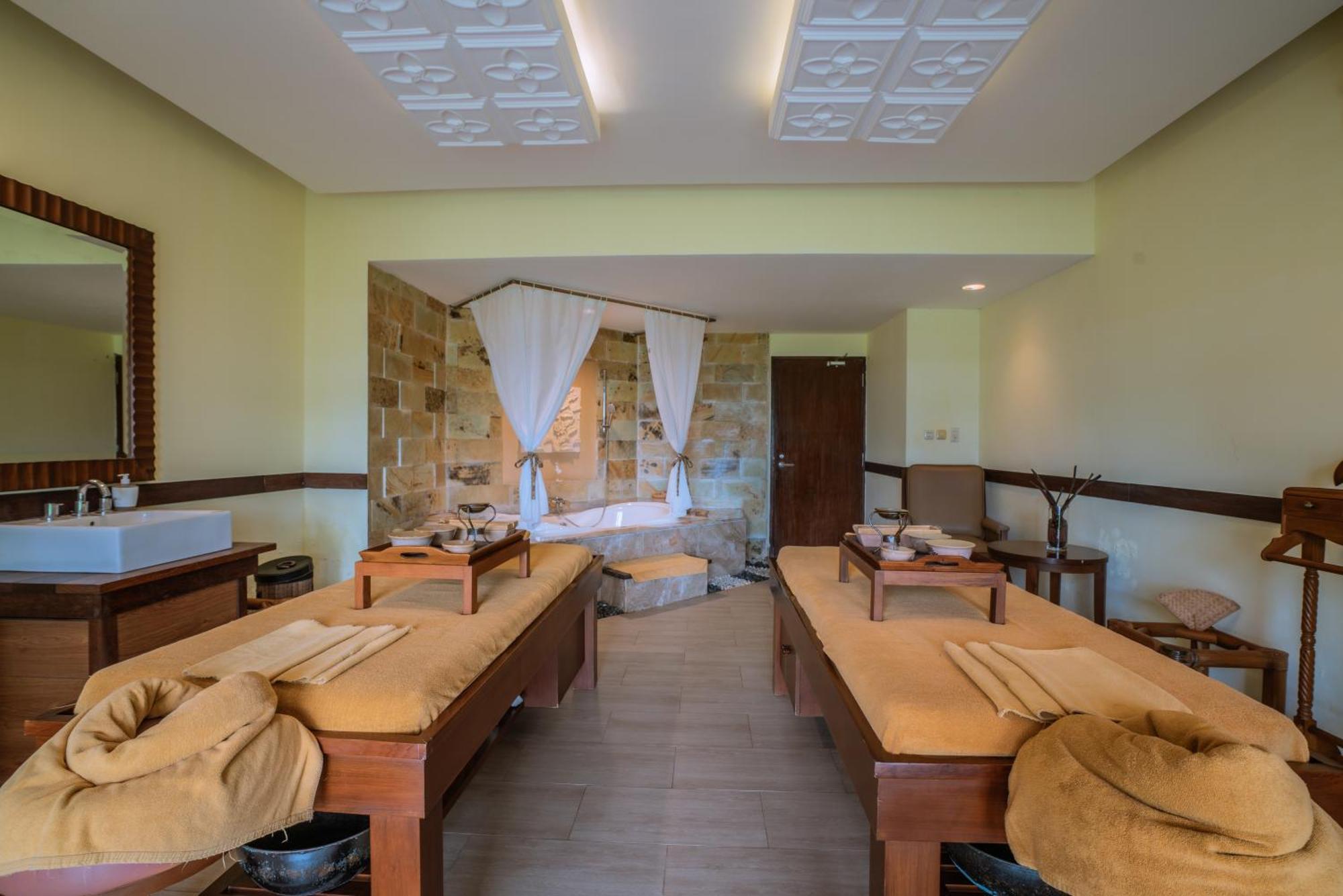 Manado Tateli Resort And Convention Екстериор снимка